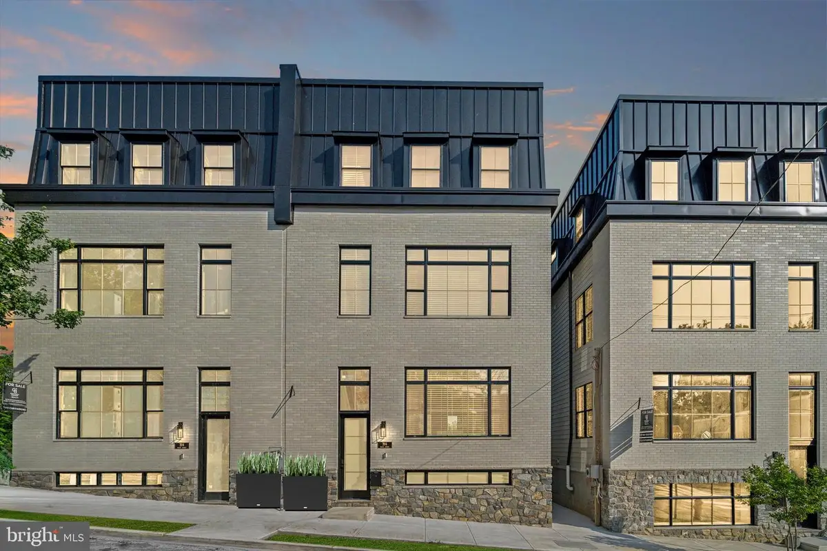 202 Kalos St, Philadelphia, PA 19128 - Image #1