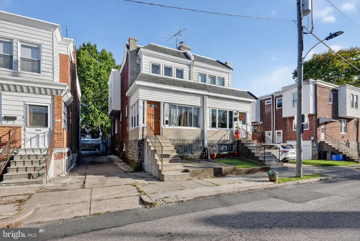7009 Gillespie St, Philadelphia, PA 19135 - Image #1
