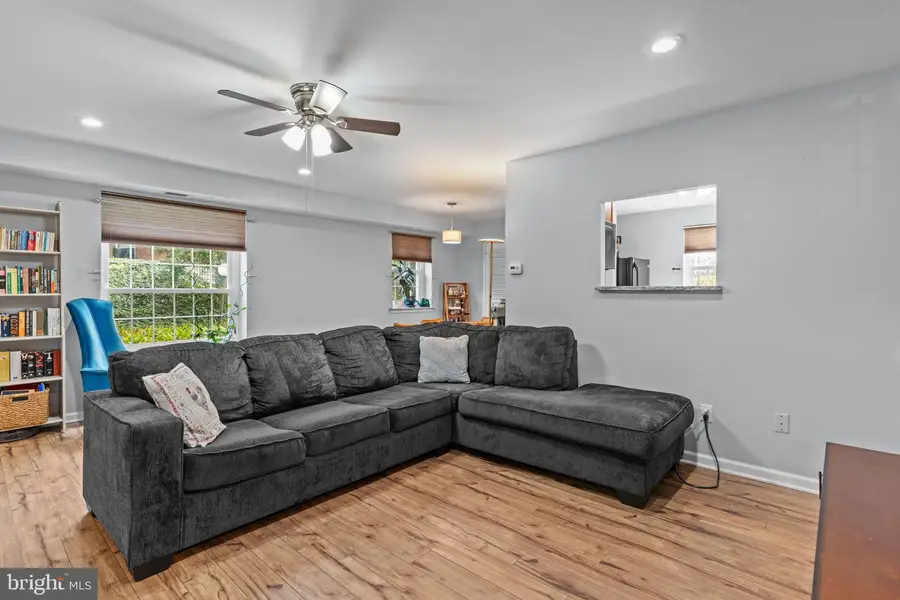 4000 Gypsy Ln #637, Philadelphia, PA 19129 - Image #2