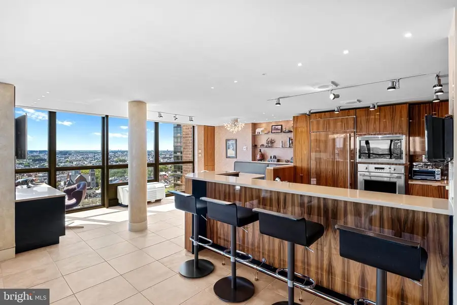 233 S 6th St #2009, Philadelphia, PA 19106 - Image #2