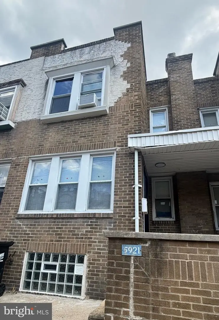 5921 N Lawrence St, Philadelphia, PA 19120 - Image #1