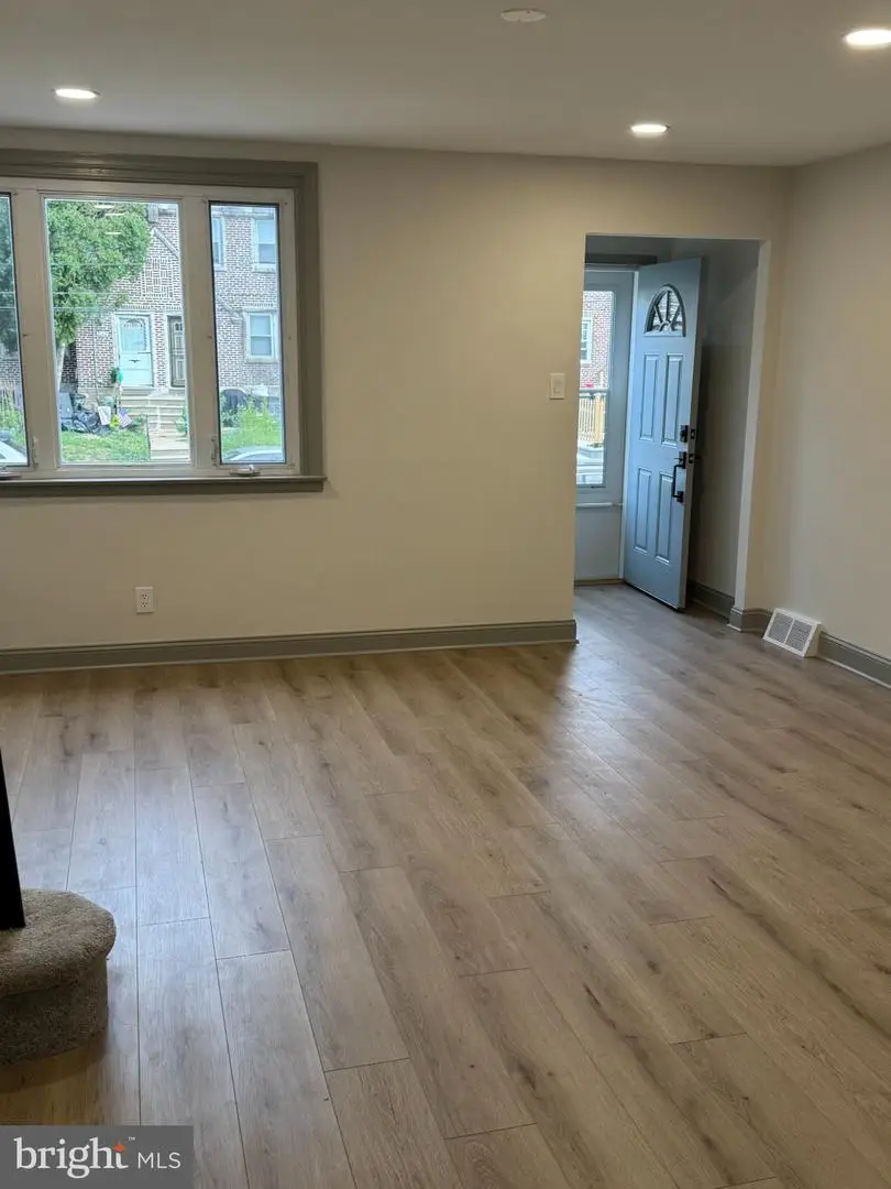 7246 Calvert St, Philadelphia, PA 19149 - Image #2