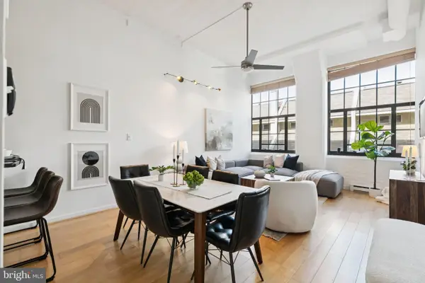 2429-41 Locust St #318, PHILADELPHIA, PA 19103