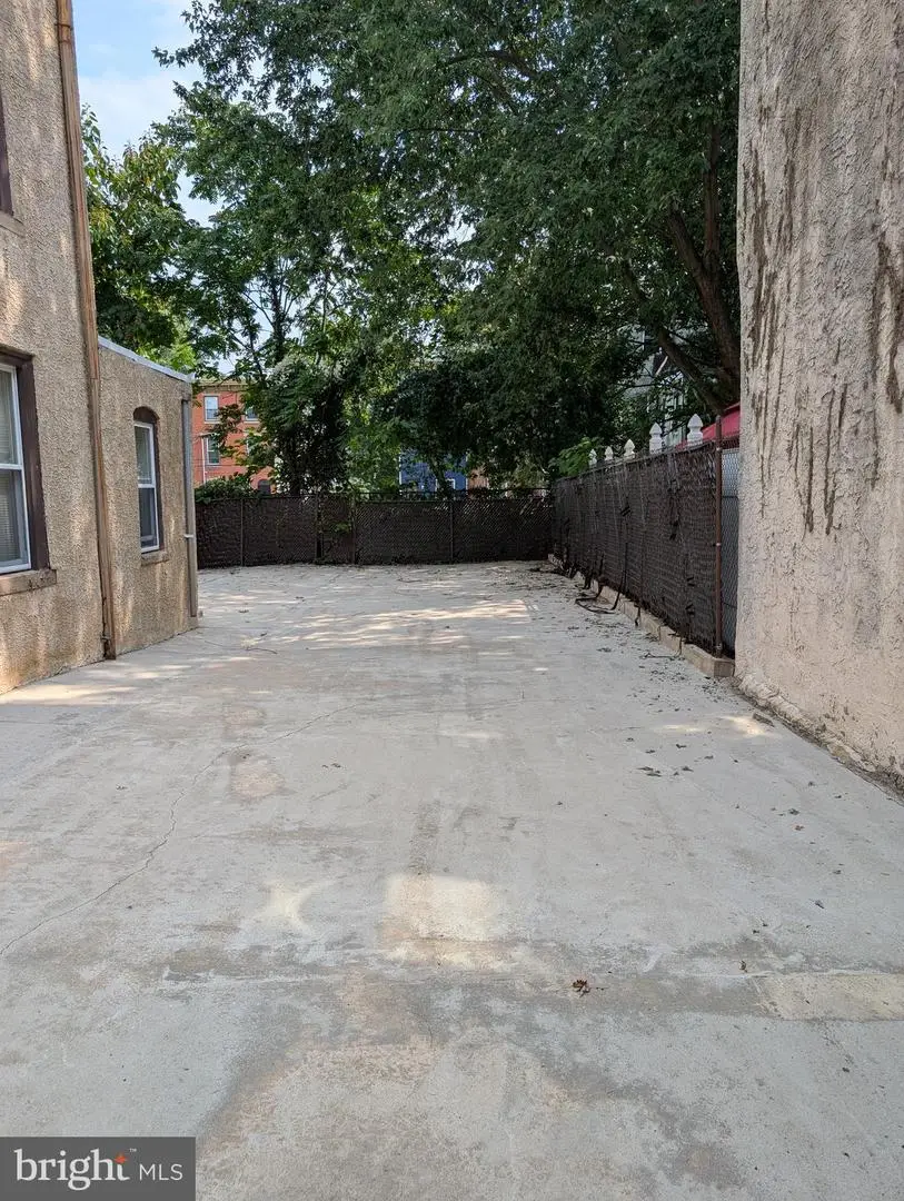 1611 N 18th St, Philadelphia, PA 19121 - #2