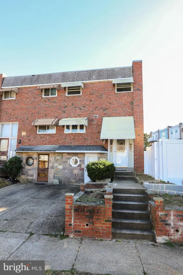 3559 Churchill Ln, Philadelphia, PA 19114 - Image #2