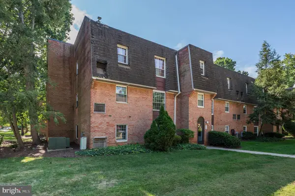 4000 Gypsy Ln #229, PHILADELPHIA, PA 19144