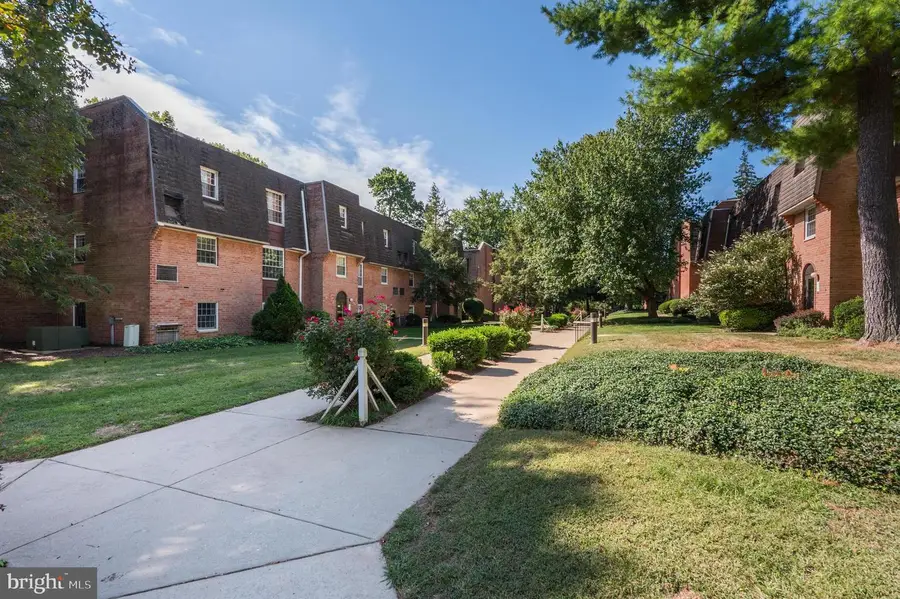 4000 Gypsy Ln #229, Philadelphia, PA 19144 - Image #2