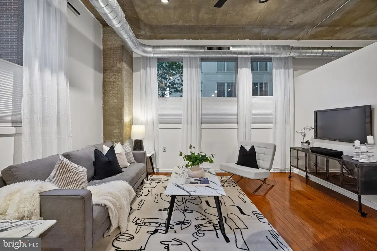 113 N Bread St #3d1, Philadelphia, PA 19106 - Image #1