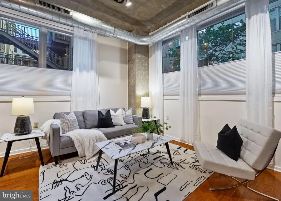 113 N Bread St #3d1, Philadelphia, PA 19106 - Image #2