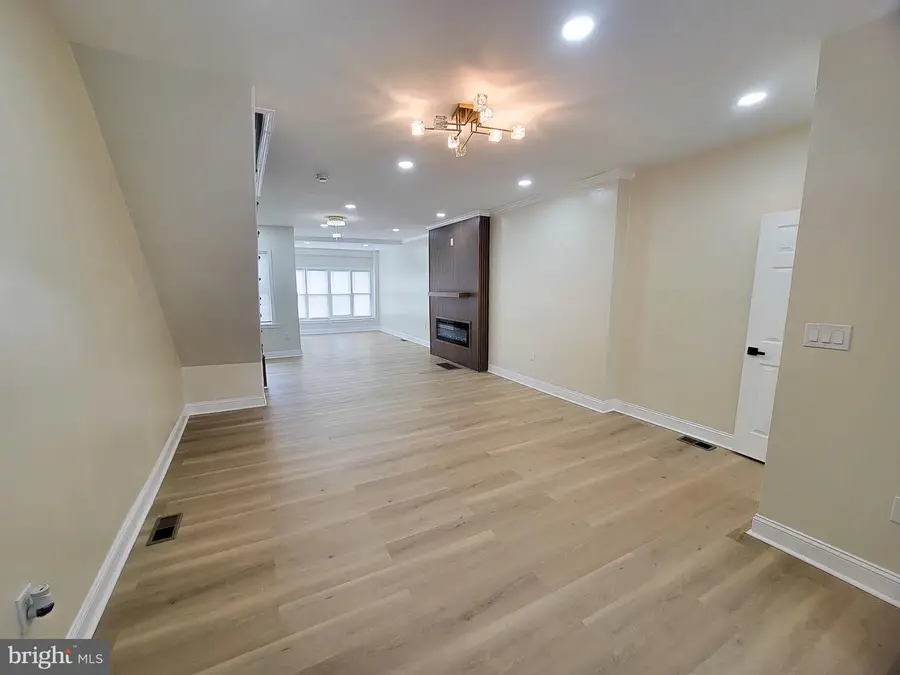 1449 Conlyn St, Philadelphia, PA 19141 - Image #3