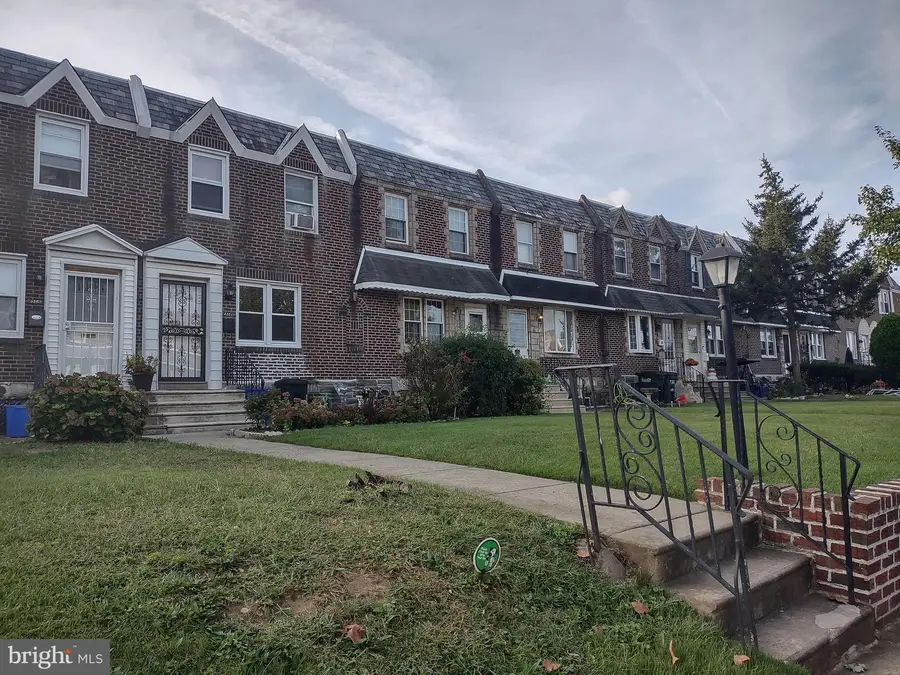 6151 Tackawanna St, Philadelphia, PA 19135 - Image #2