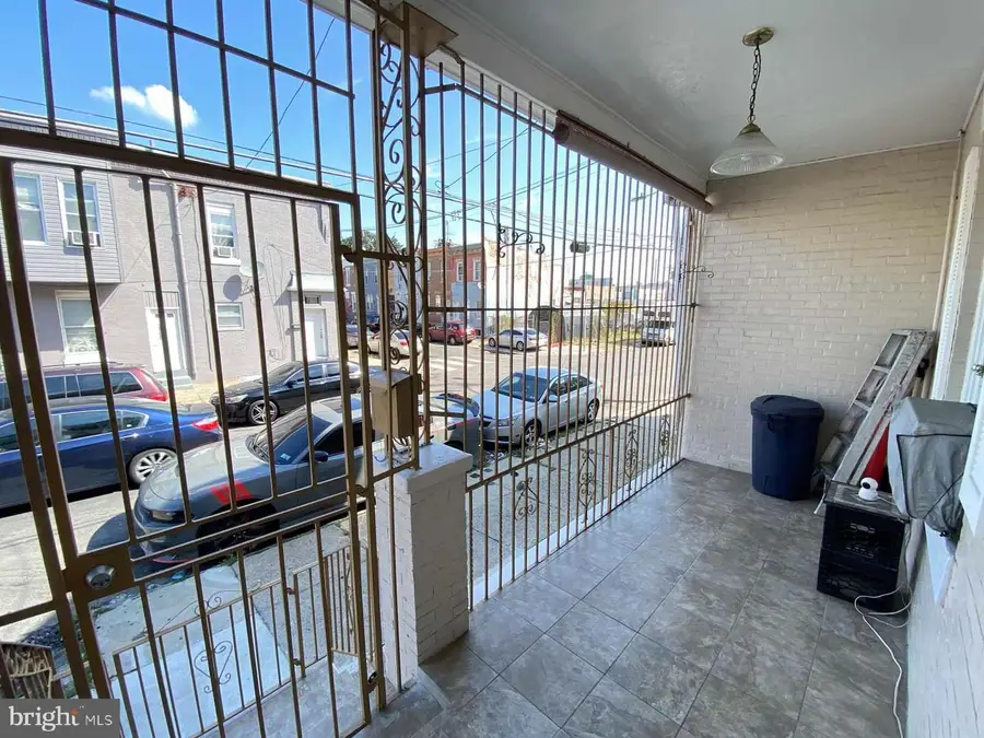 538 W Pike St, Philadelphia, PA 19140 - Image #2