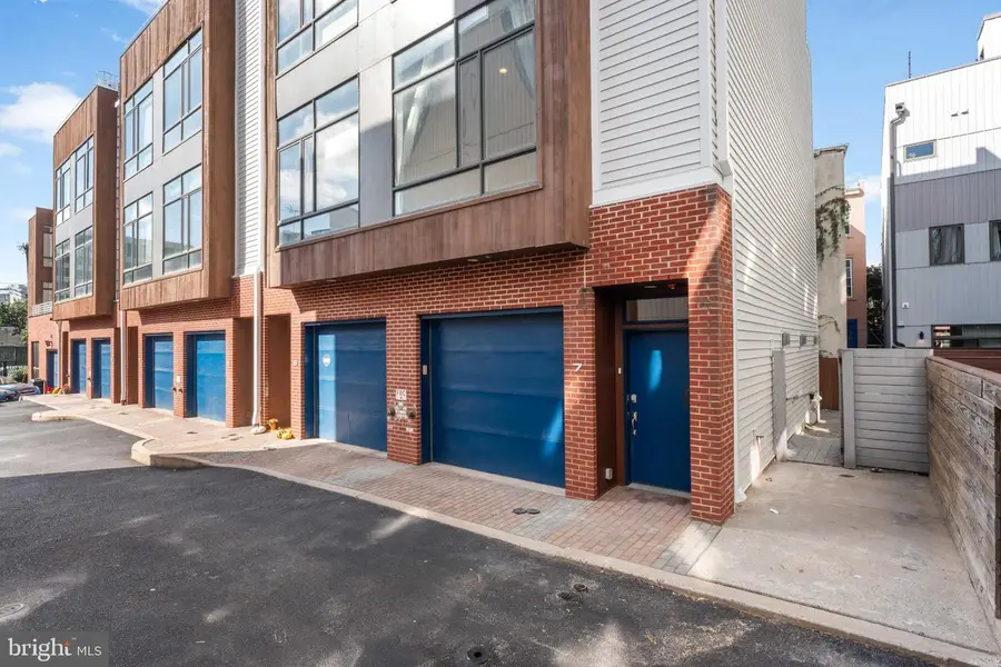 333 Green St #7, Philadelphia, PA 19123 - Image #2
