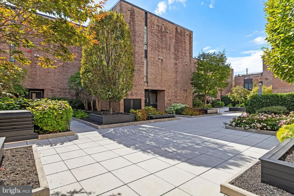 130 Spruce St #27a, Philadelphia, PA 19106 - Image #1