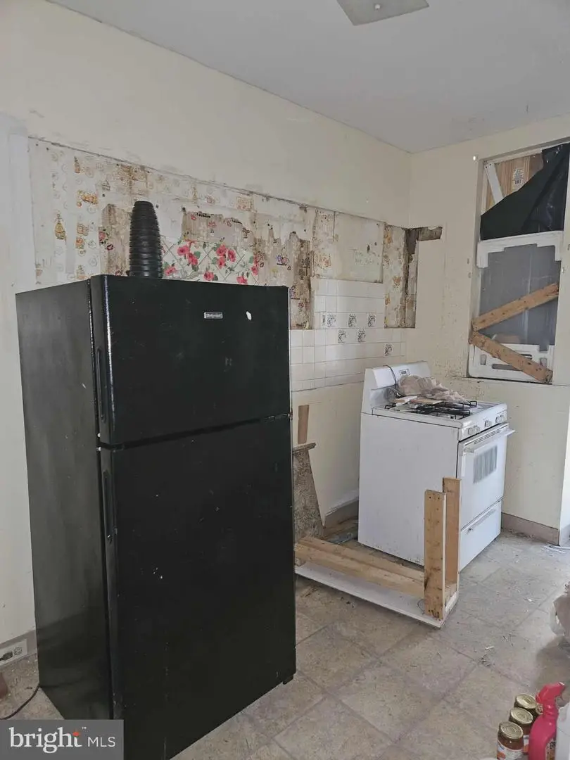 6057 Regent St, Philadelphia, PA 19142 - Image #2