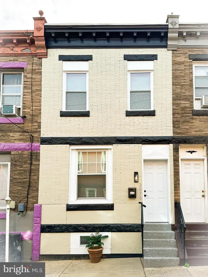 2070 E Lippincott St, Philadelphia, PA 19134 - Image #1