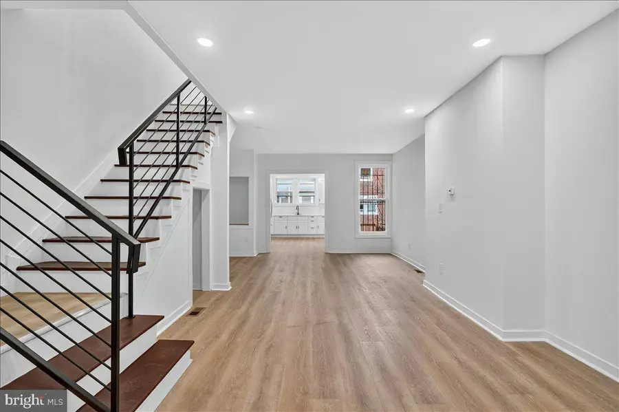 6737 N Smedley St, Philadelphia, PA 19126 - Image #2