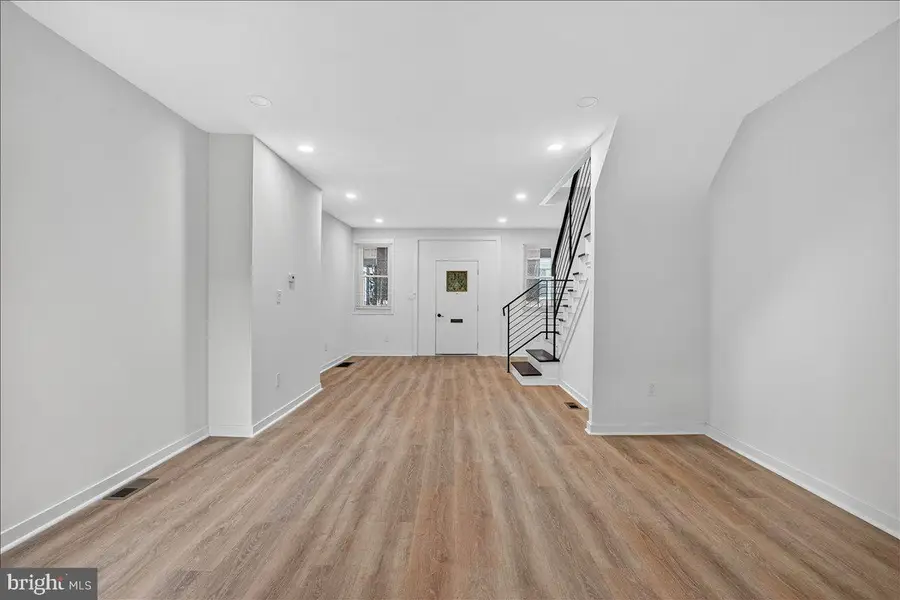 6737 N Smedley St, Philadelphia, PA 19126 - Image #3