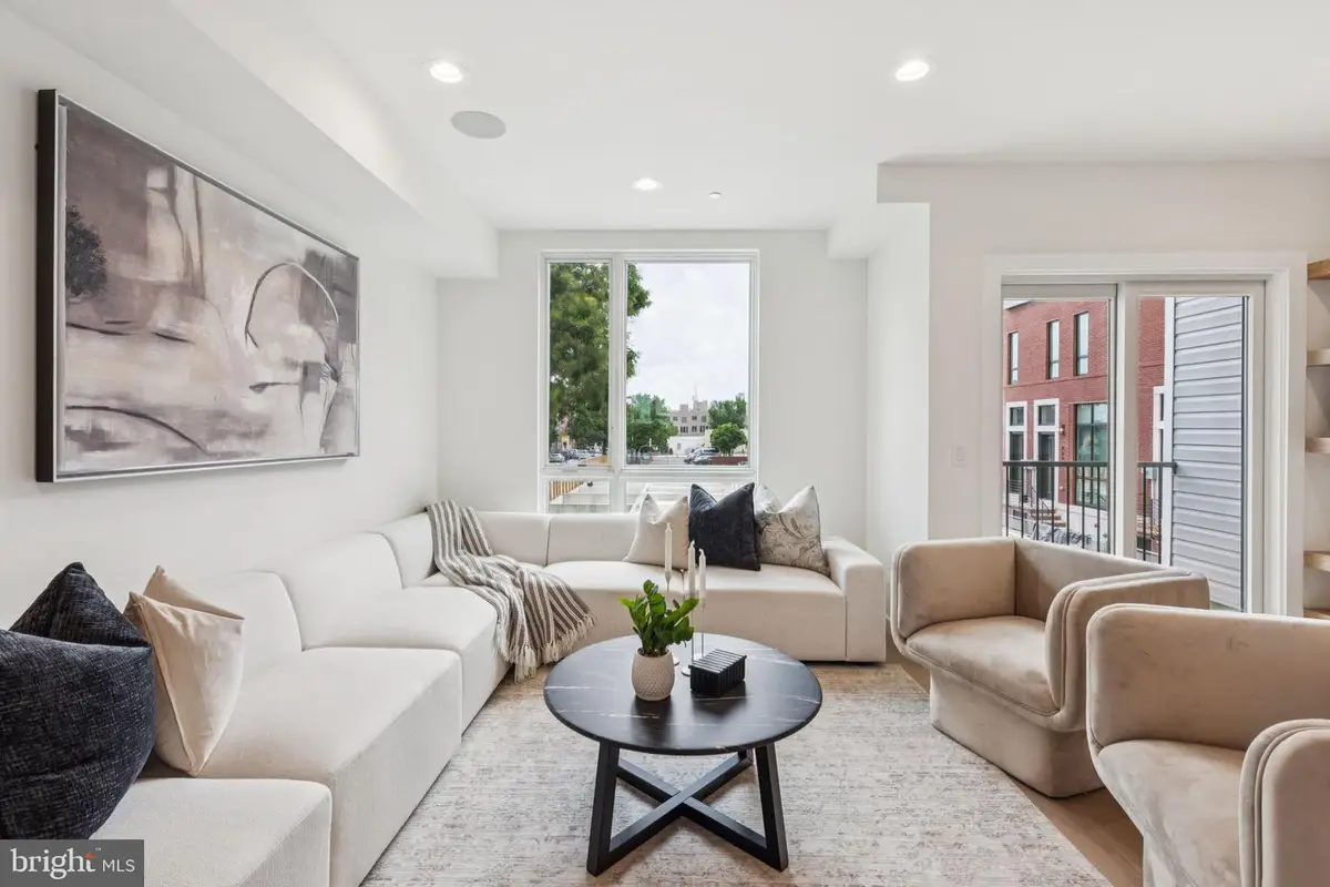 612 N Brenna Walk, Philadelphia, PA 19123 - #1