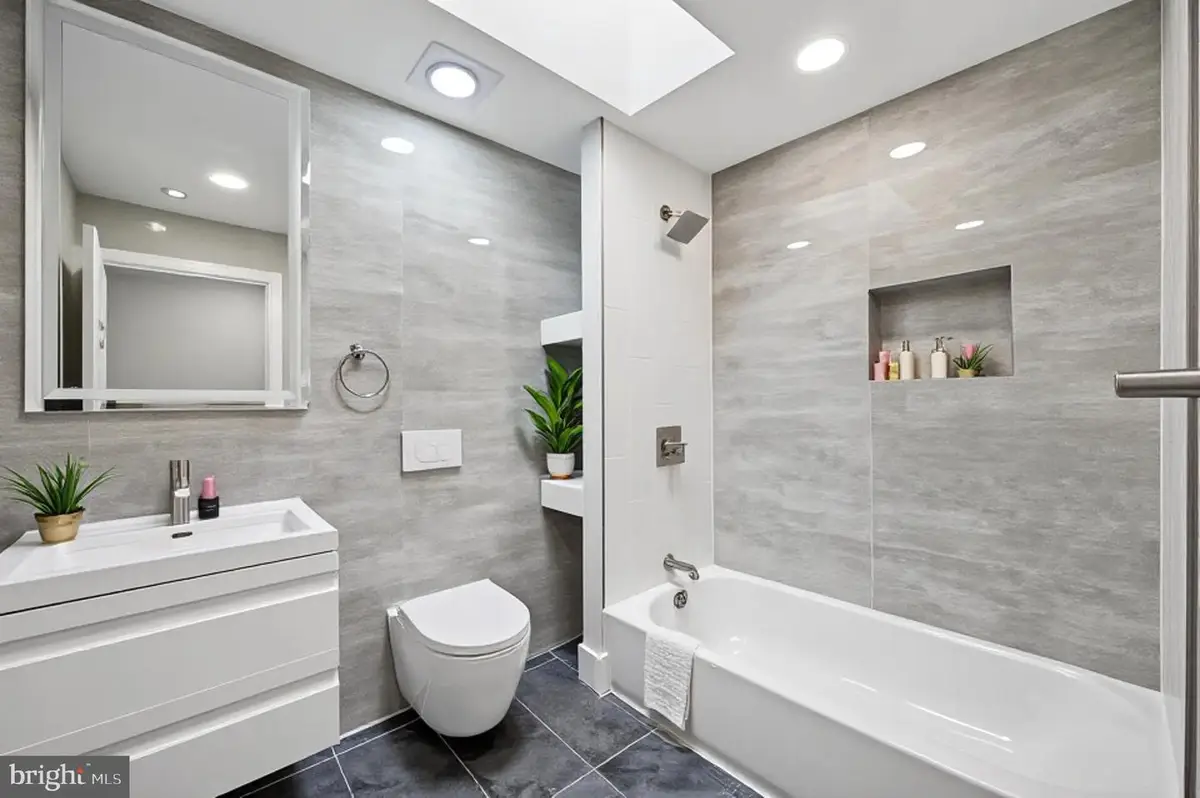 2626 E Cambria St, Philadelphia, PA 19134 - Image #1