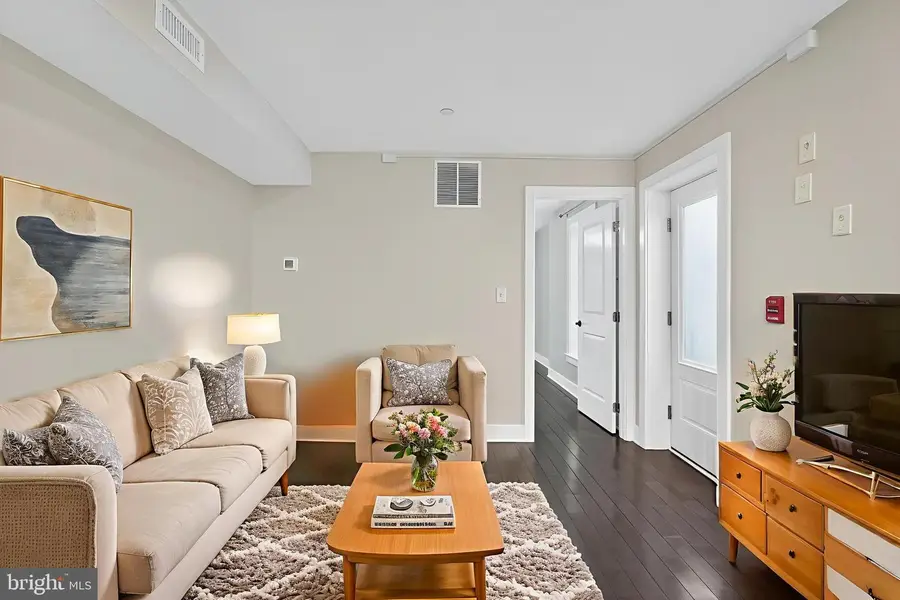 1522-24 Race St #3, Philadelphia, PA 19102 - Image #2