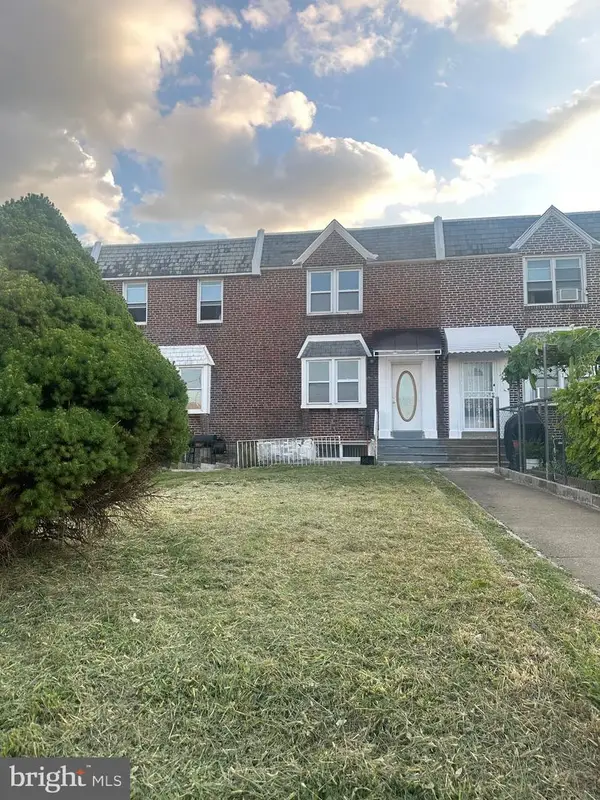 2110 Longshore Ave, PHILADELPHIA, PA 19149