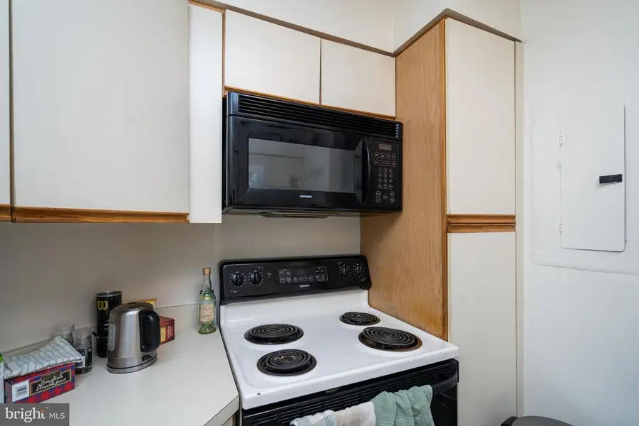2020 Walnut St #19k, Philadelphia, PA 19103 - Image #3