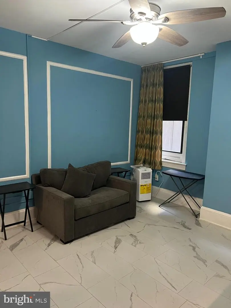 1324-00 Locust St #316, Philadelphia, PA 19107 - Image #3