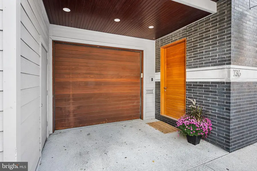 136 N 22nd St, Philadelphia, PA 19103 - Image #3