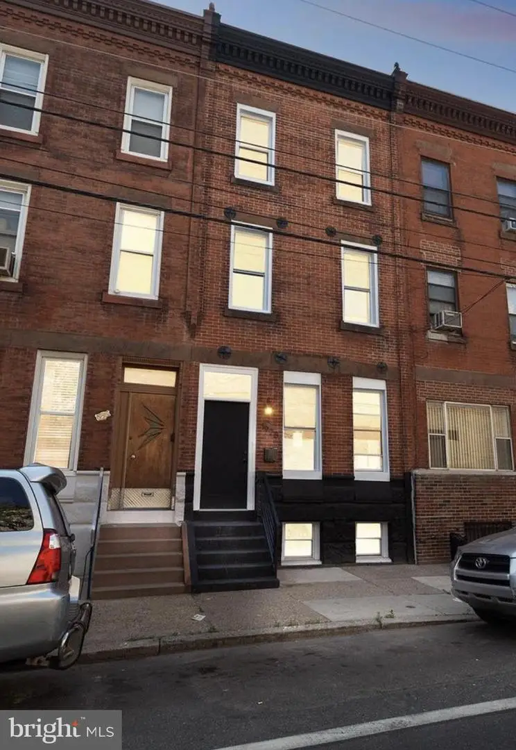 1928 S 15th St, Philadelphia, PA 19145 - Image #1