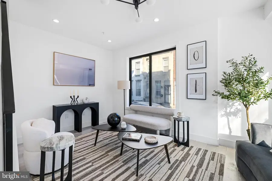 3200 Latona St, Philadelphia, PA 19146 - Image #2