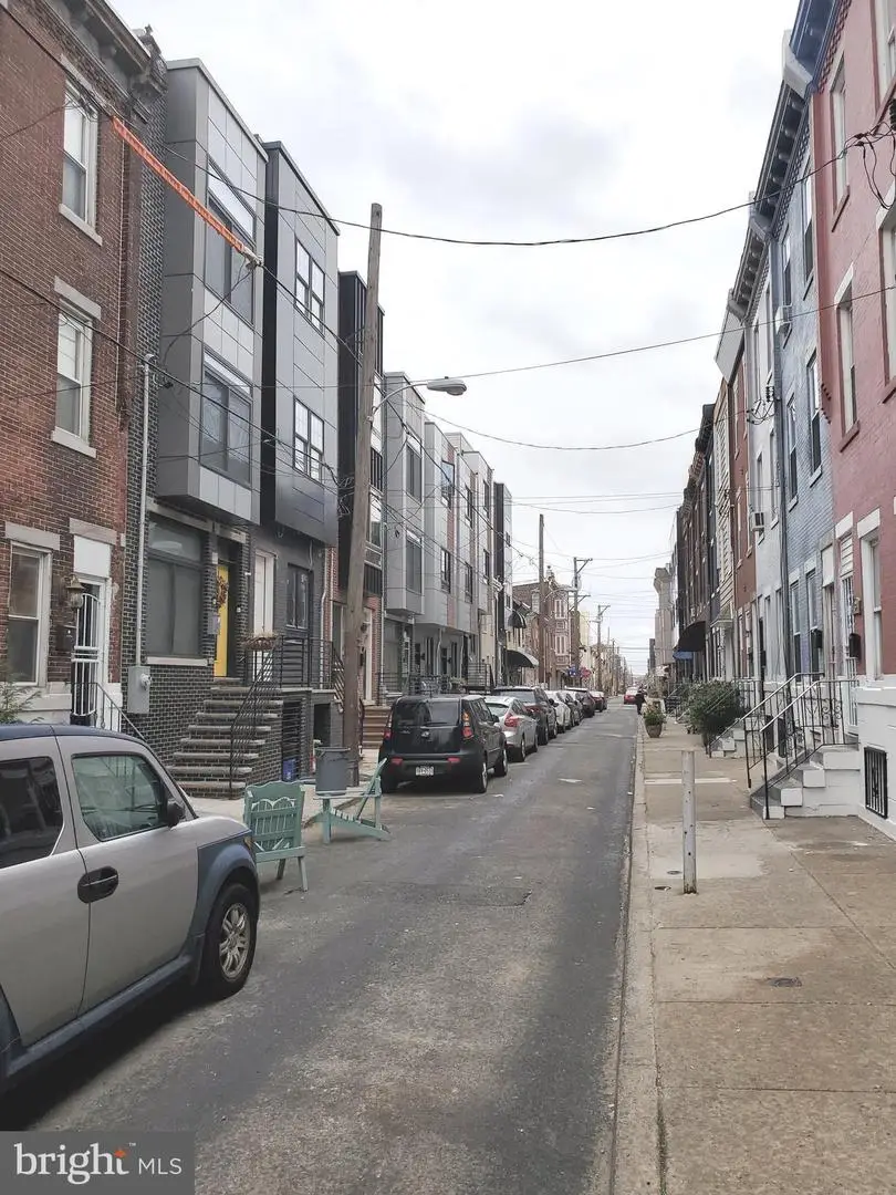 734 Winton St, Philadelphia, PA 19148 - Image #1