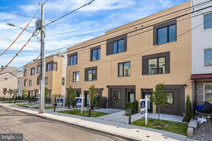 259 Delmar St, Philadelphia, PA 19128 - Image #2