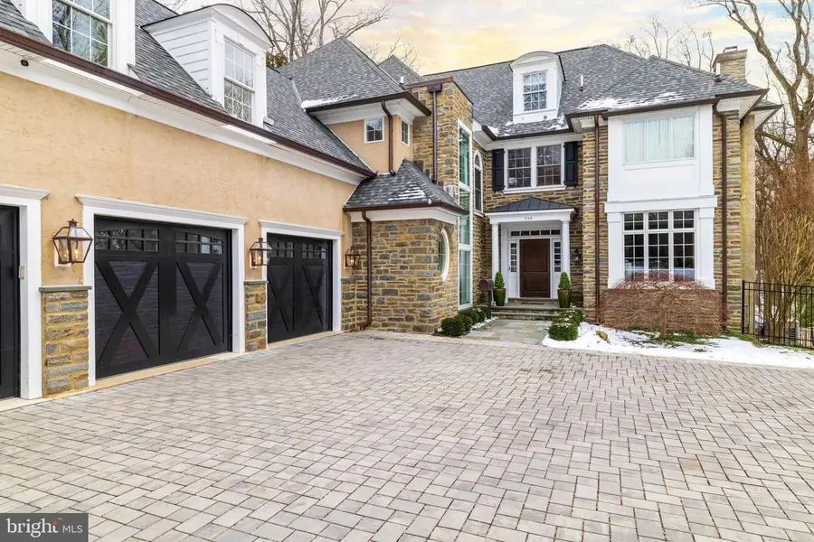 732 Saint Andrews Rd, Philadelphia, PA 19118 - #3