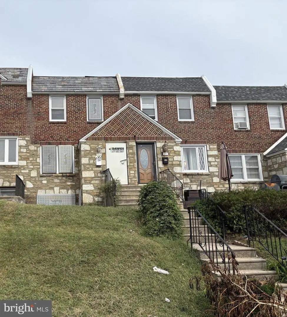 147 E Fariston Dr, Philadelphia, PA 19120 - #1