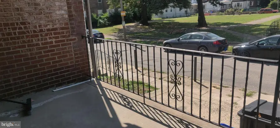 2523 S Dewey St, Philadelphia, PA 19142 - Image #3