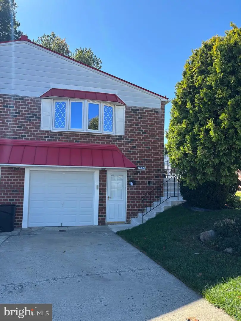 550 Arnold St, Philadelphia, PA 19111 - Image #1