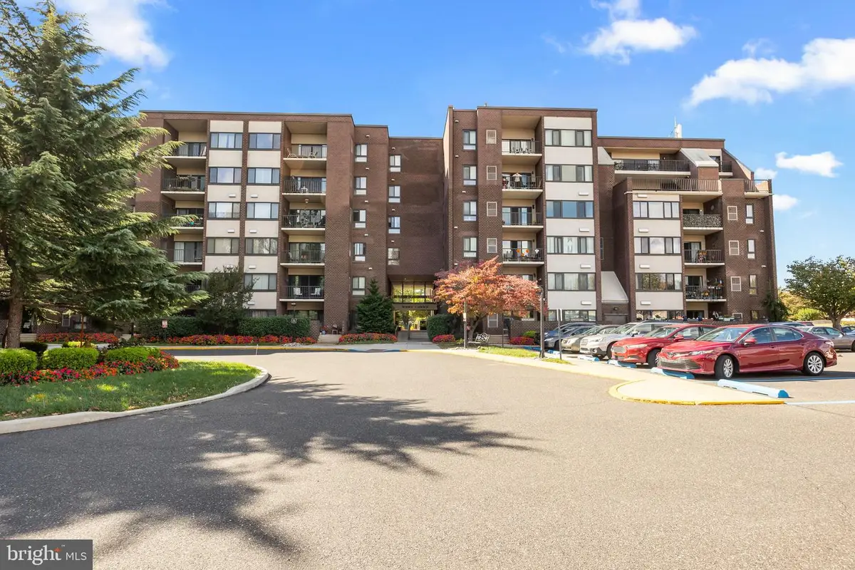 5100-00 Convent Ln #118, Philadelphia, PA 19114 - Image #1