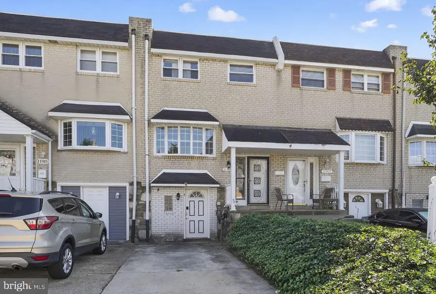 11913 Millbrook Rd, Philadelphia, PA 19154 - Image #2