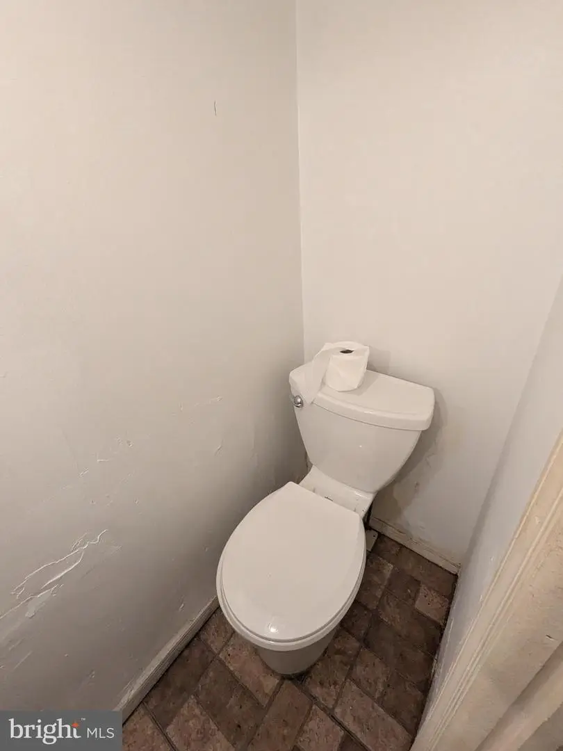 4048 Creston St, Philadelphia, PA 19135 - Image #2