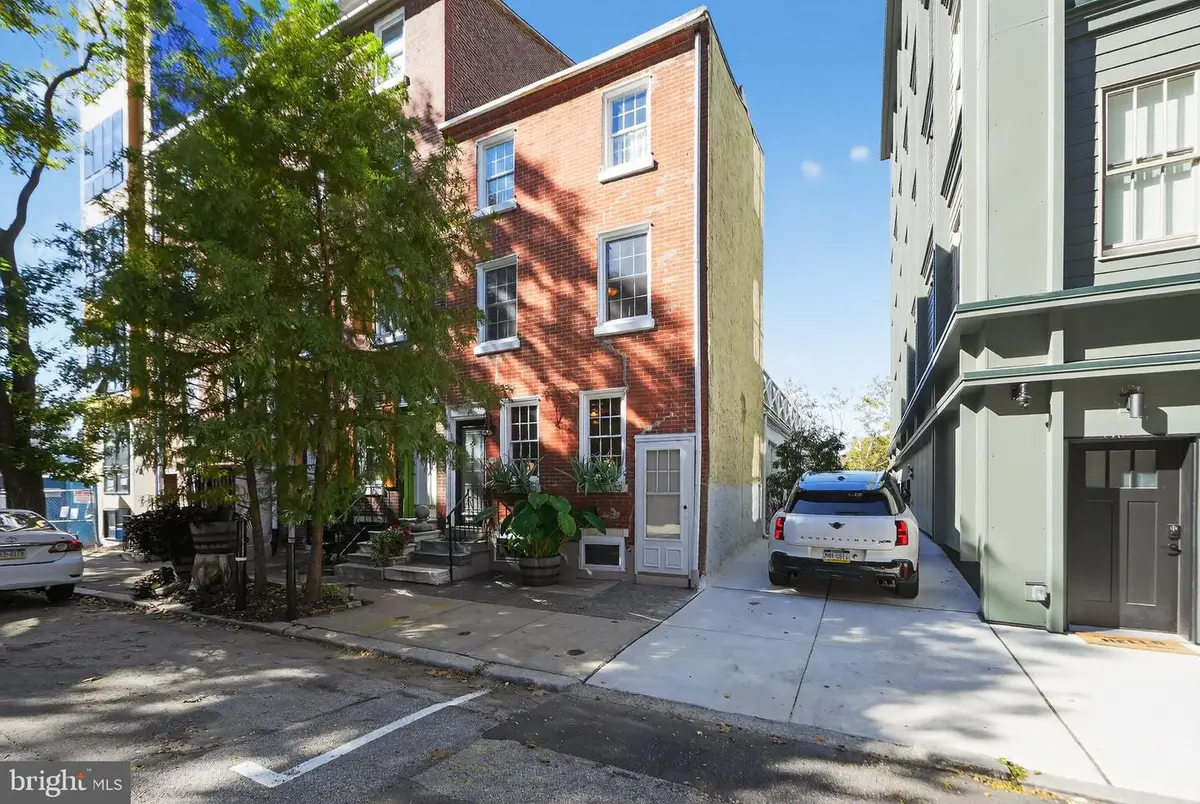 254 N Lawrence St, Philadelphia, PA 19106 - Image #1