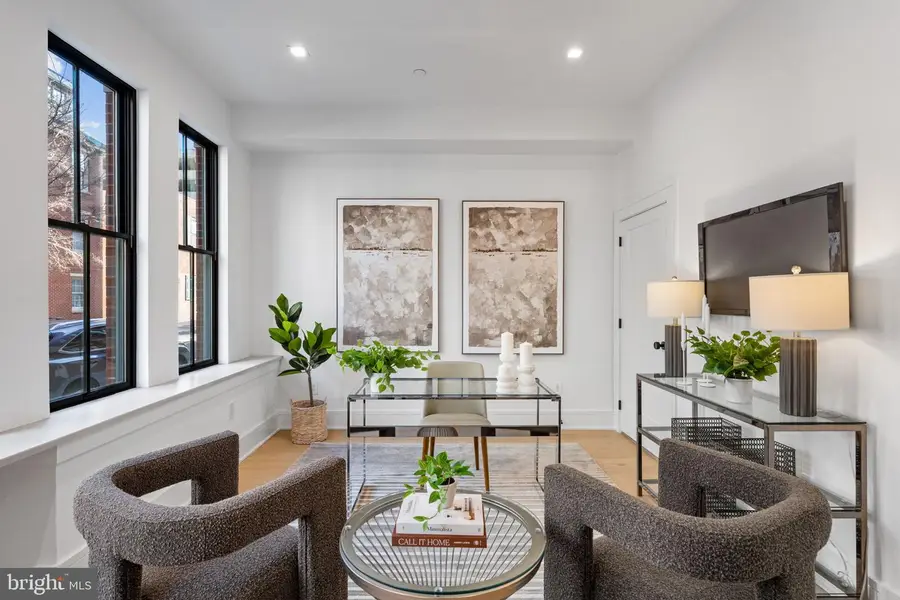 252 N 2nd St, Philadelphia, PA 19106 - Image #3