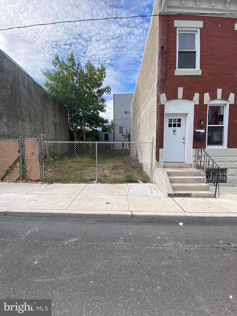 1332 N Hollywood St, Philadelphia, PA 19121 - Image #1