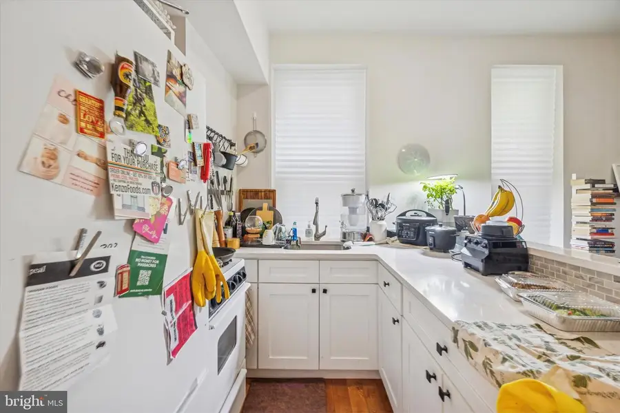 142 N 21st St, Philadelphia, PA 19103 - #3