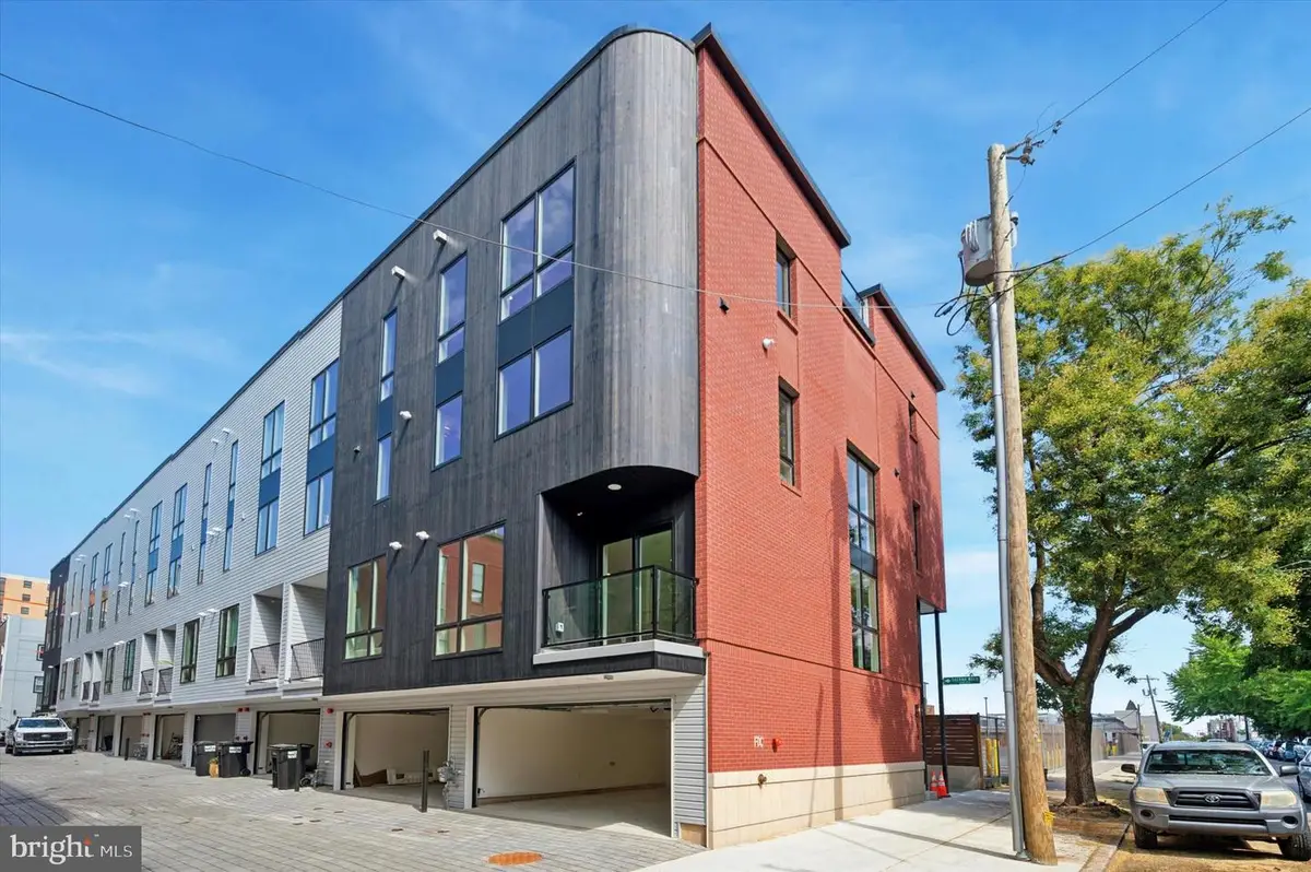 600 N Brenna Walk, Philadelphia, PA 19123 - Image #1