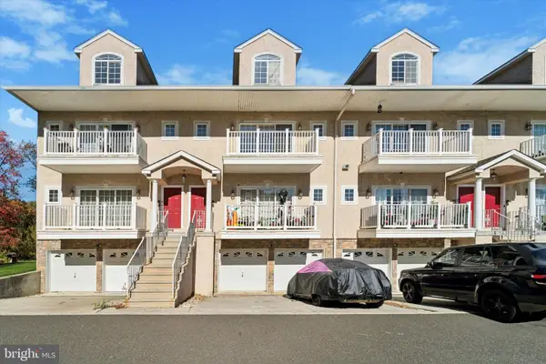 290 Byberry Rd #18, PHILADELPHIA, PA 19116