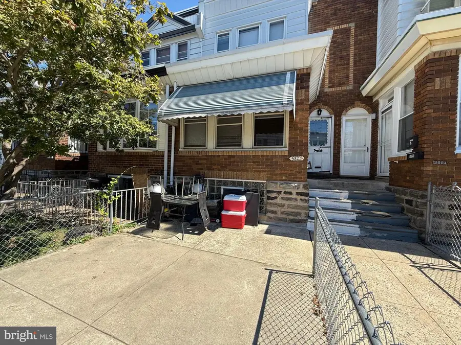 5823 Akron St, Philadelphia, PA 19149 - Image #2