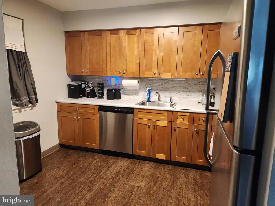 4000 Gypsy Ln #231b2, Philadelphia, PA 19129 - Image #3