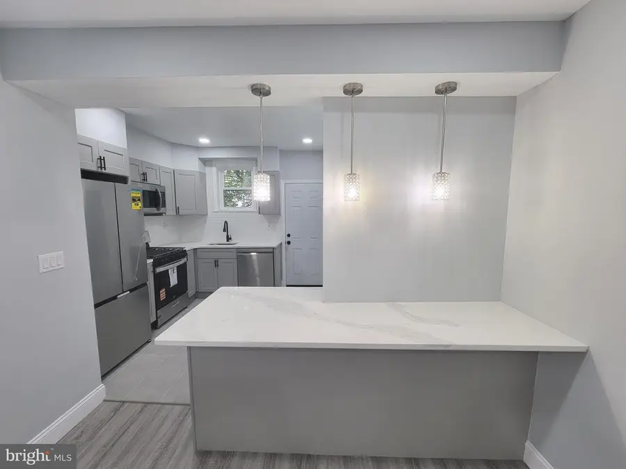 2013 S Croskey St, Philadelphia, PA 19145 - Image #3