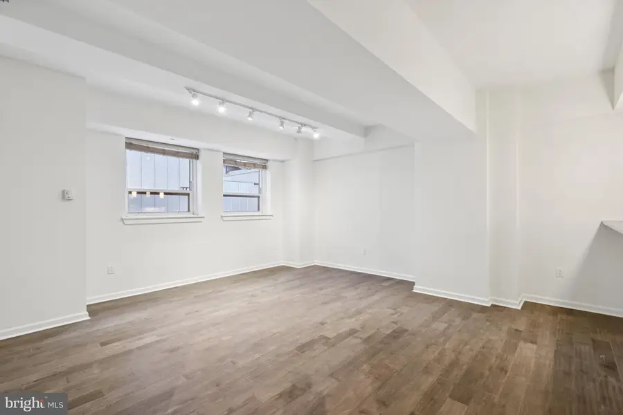 1425 Locust St #3a, Philadelphia, PA 19102 - Image #2